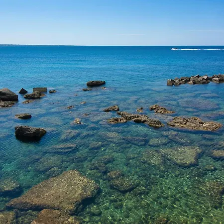 Guest house White Loft By Symphonya Luxury *