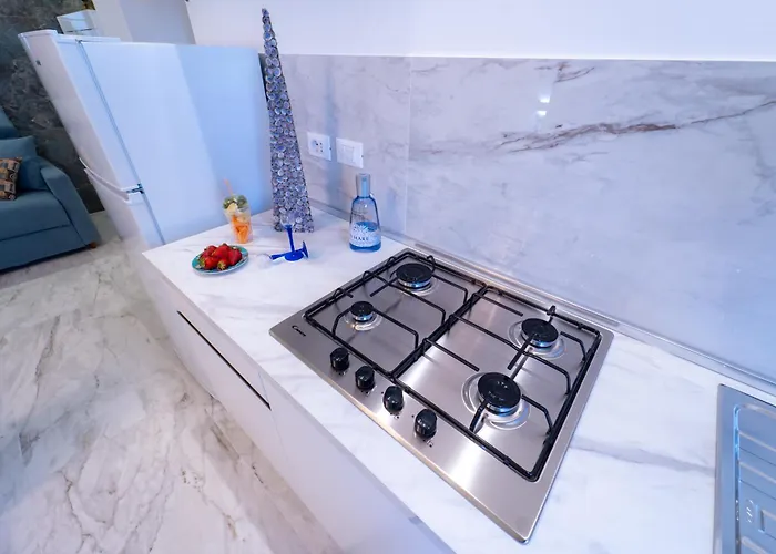 White Loft By Symphonya Luxury Guest house *