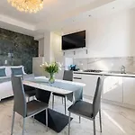 Guest house White Loft By Symphonya Luxury 3*