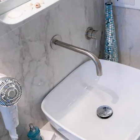 White Loft By Symphonya Luxury Гостьовий будинок